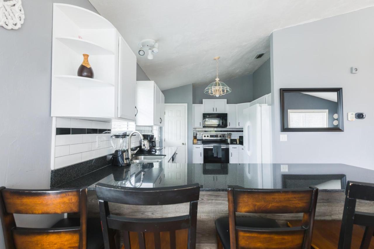 Five Bedroom Home In The Heart Of St Aug Beach St. Augustine Ngoại thất bức ảnh